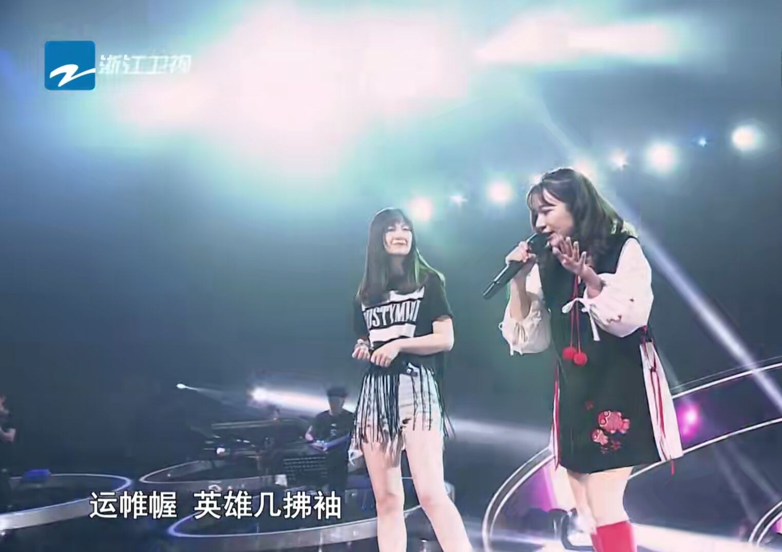 《中国好声音》打包安琪pk掉康树龙,为何《天黑黑》就天真黑了?