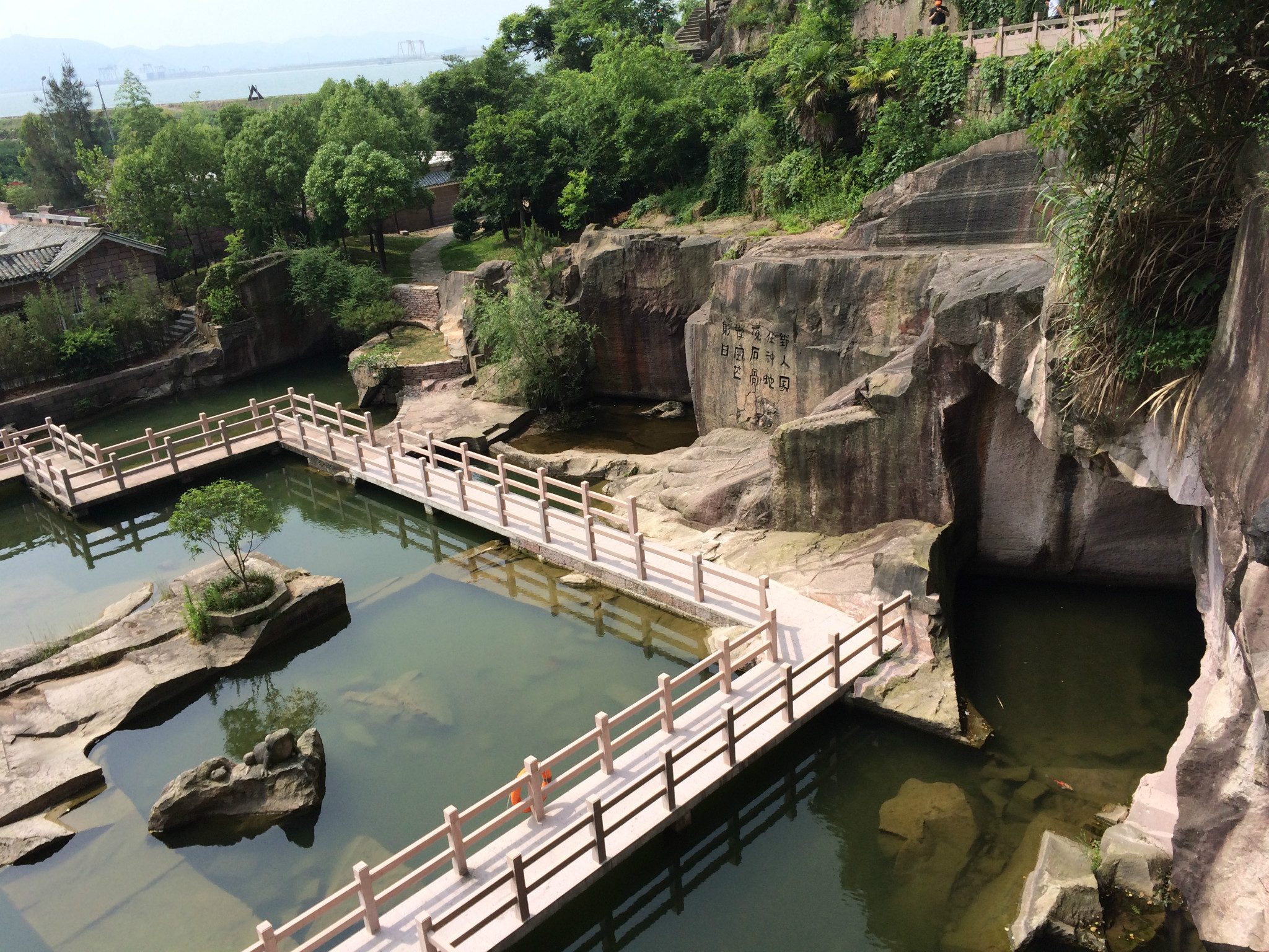 細數人文很好的旅遊景點,本溪湖國家地質公園,台州蛇蟠島自然也在其中