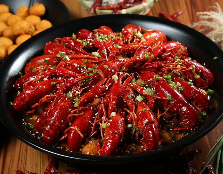 一组美食图片:湖南著名地方小吃麻辣小龙虾