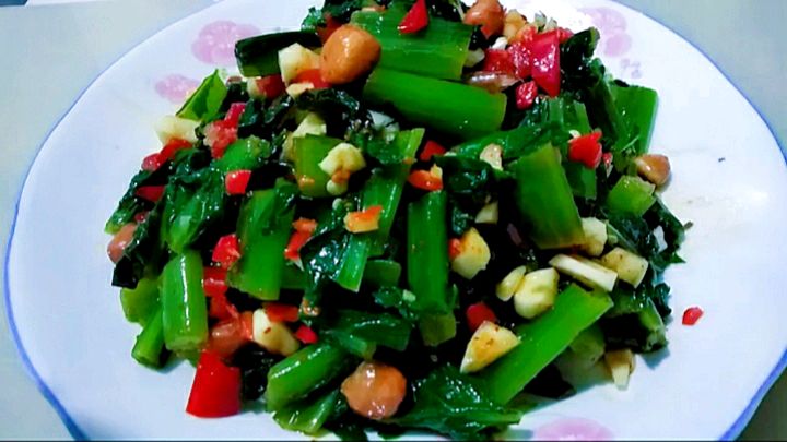 农家菜凉拌麦菜成本2元,开胃下饭老少皆宜,上桌就抢光