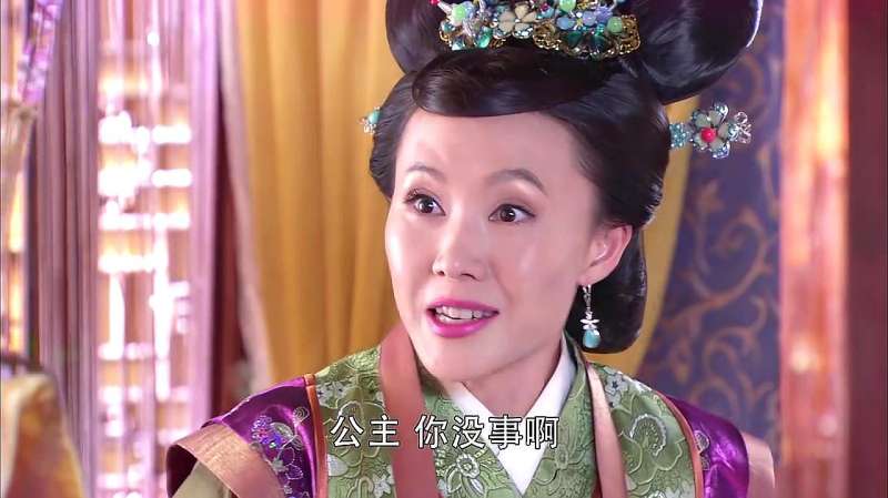公主在房间里大喊大叫引来嬷嬷不料公主惊呆了嬷嬷好身手啊