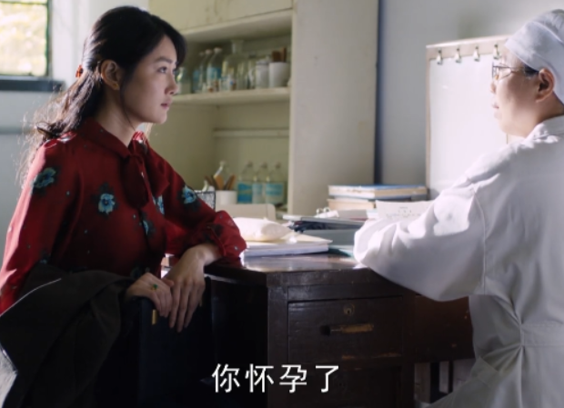 外滩钟声:招娣舍命救安安,安安感动叫妈