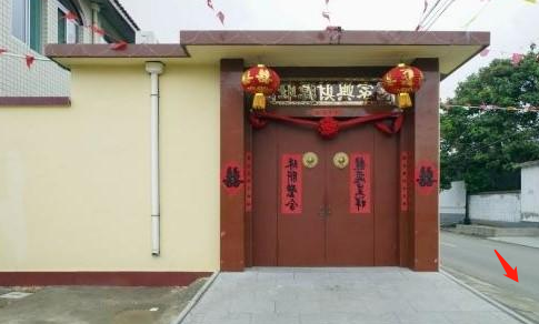 老话"宁让门前有横路,莫让竖路对着宅"什么意思?看完你就明白