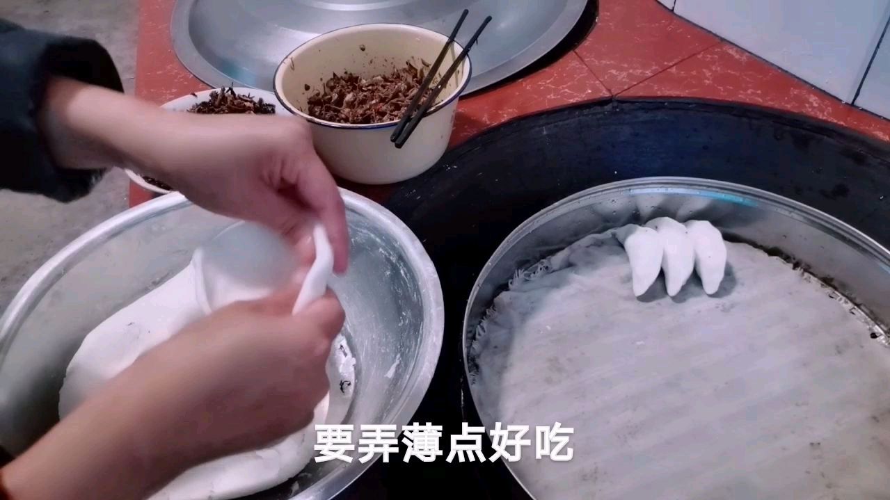 这样包的米粉蒸饺,真的很好吃哦