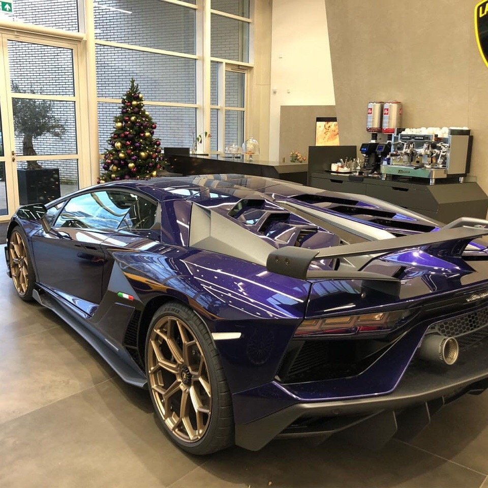 兰博基尼aventador svj,紫色的终极大牛