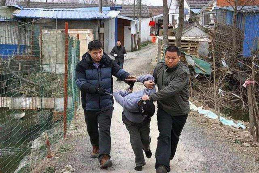 清理"村霸"再次提上扫黑日程,这些人也避不开,早点自首为好