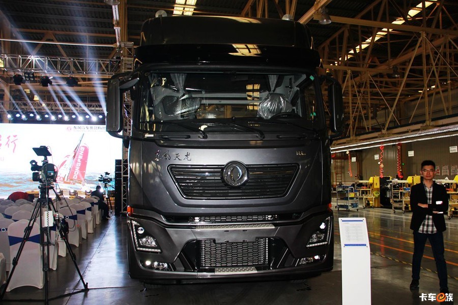 不到35万你觉得贵吗?东风天龙kl重卡外观,舒适,动力三大升级