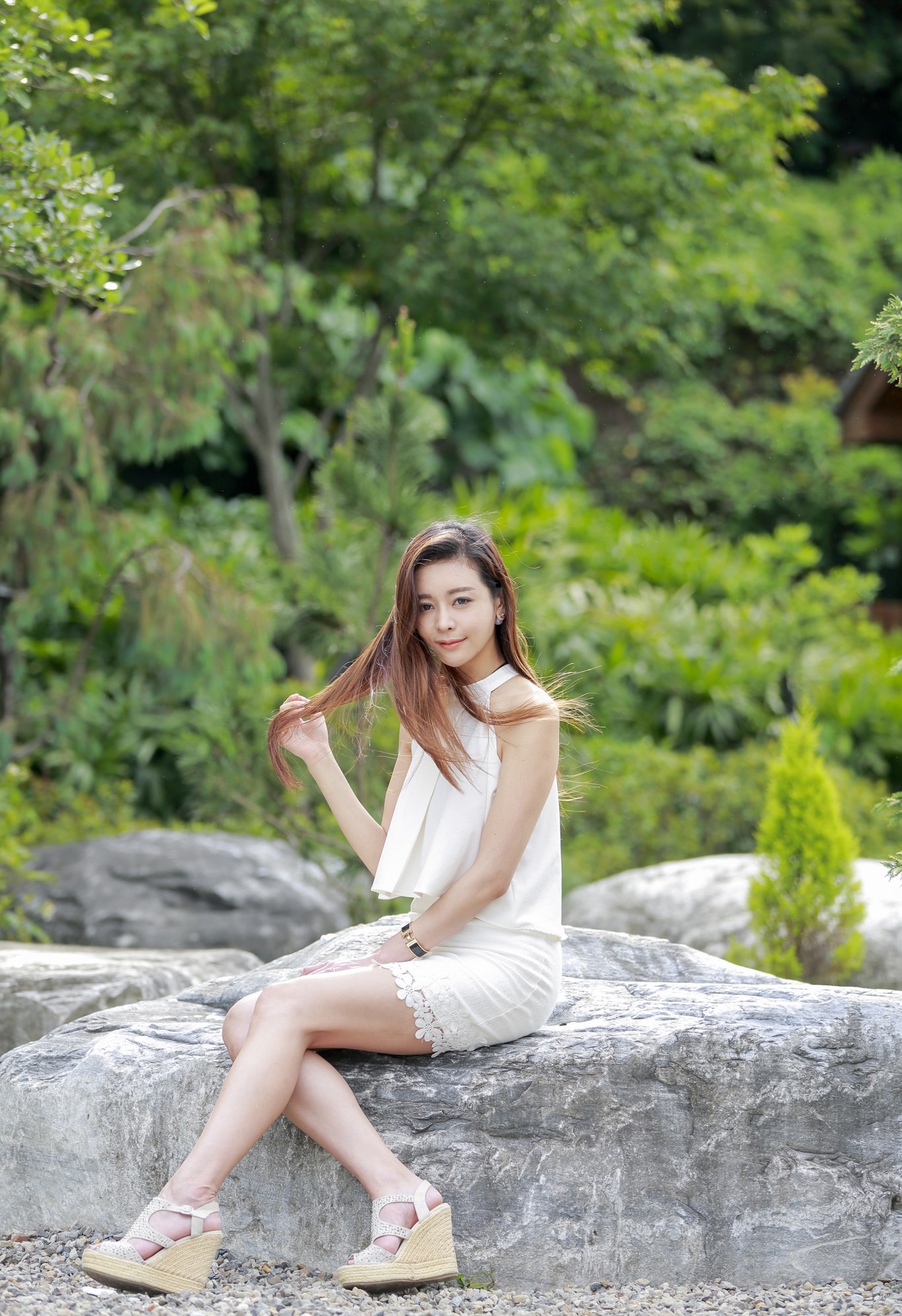 小嫩妹韩羽外拍气质靓丽