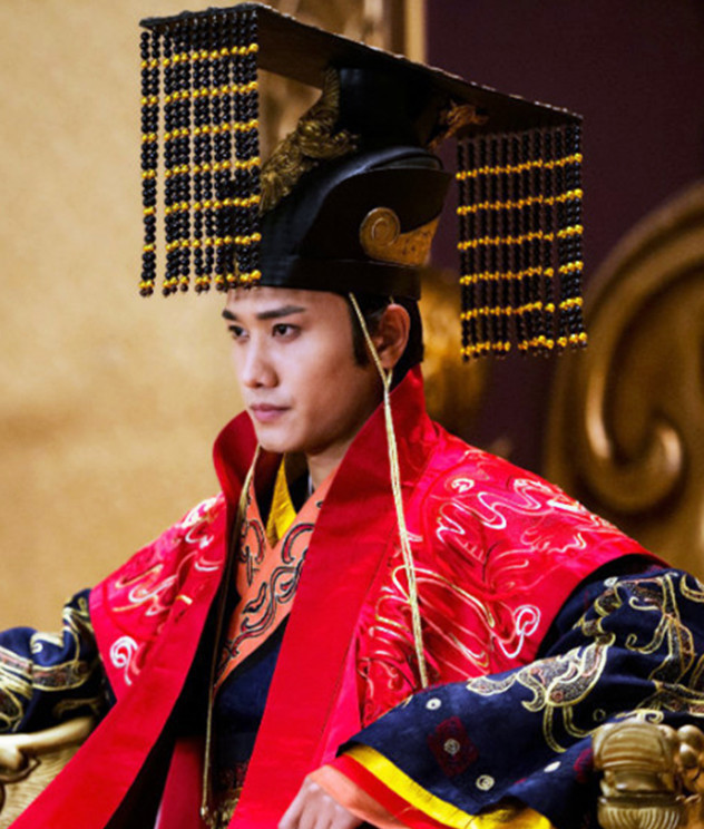 彭冠英《兰陵王妃》首演北周武帝,与张含韵结成"协议夫妻"