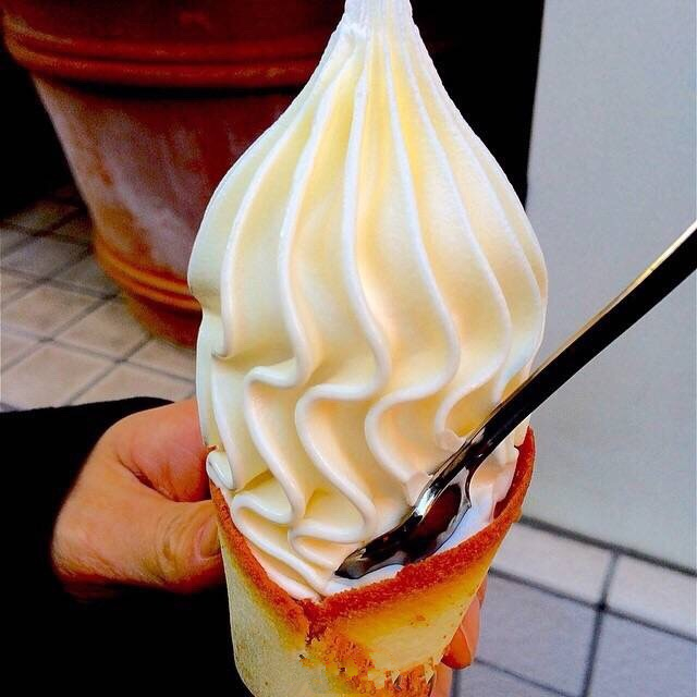 鲜奶油甜筒,给我先来十个吧!