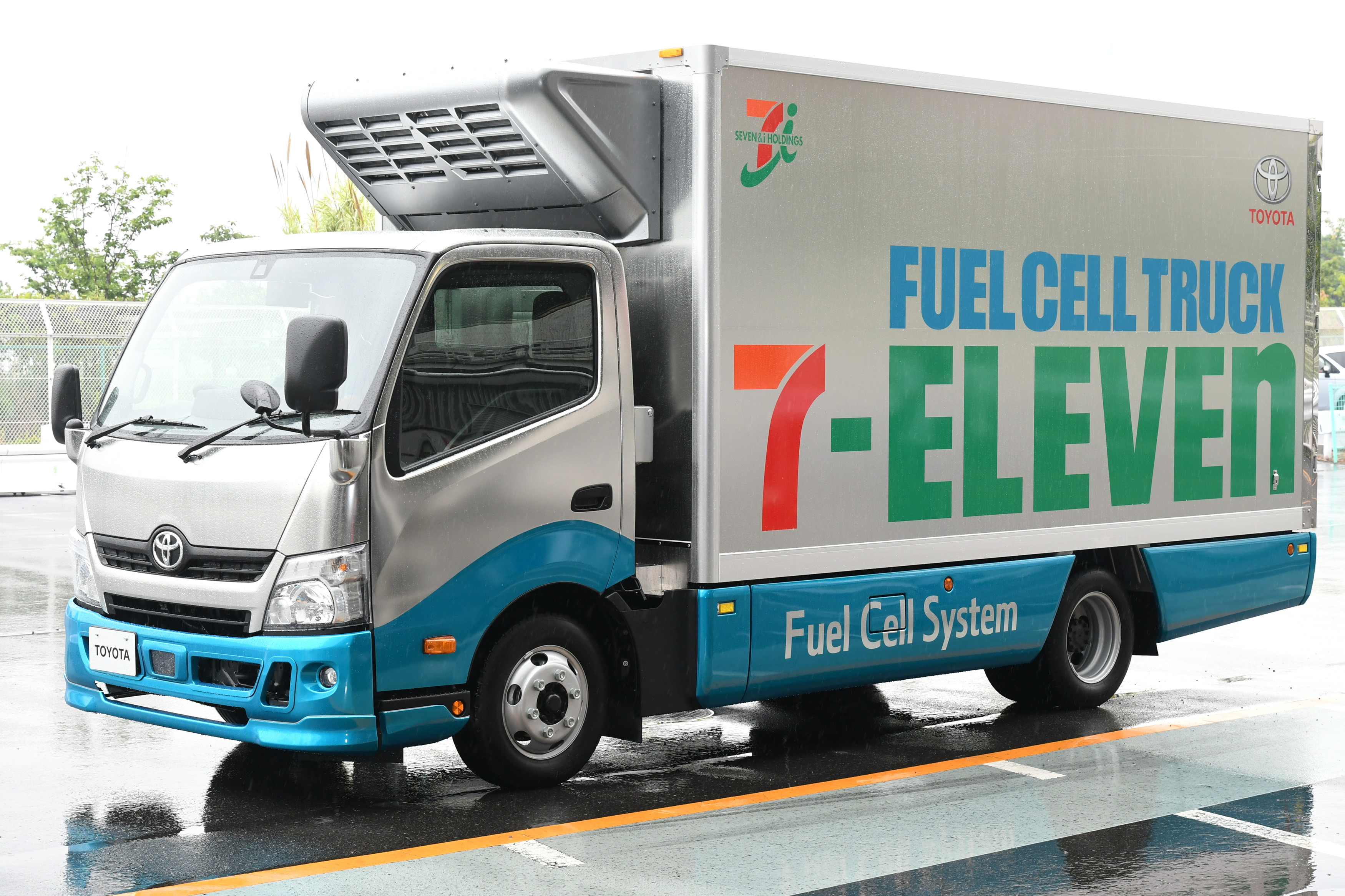 丰田与7-11便利店合作推广新能源(1)