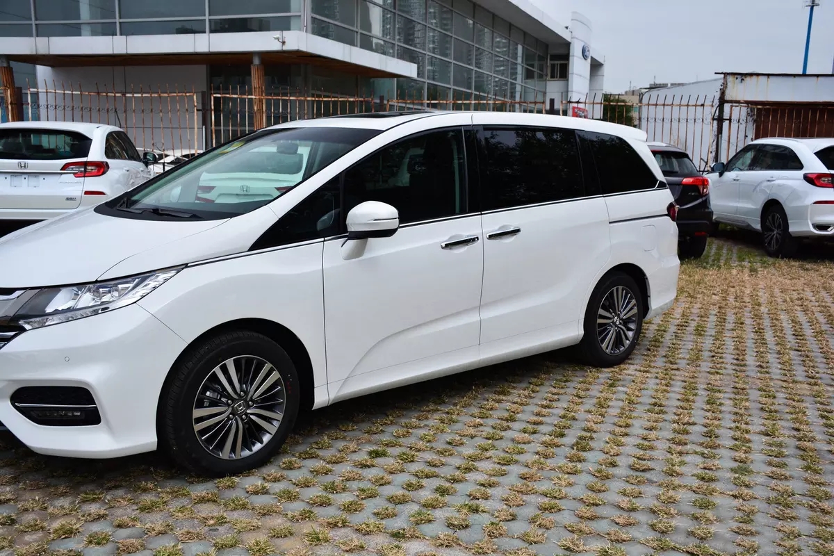 本田又要火,全新mpv气派不输埃尔法,或不足20万,gl8尴尬了