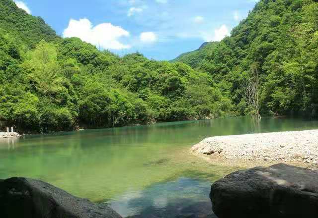 山美水美的景區——牛頭山國家森林公園