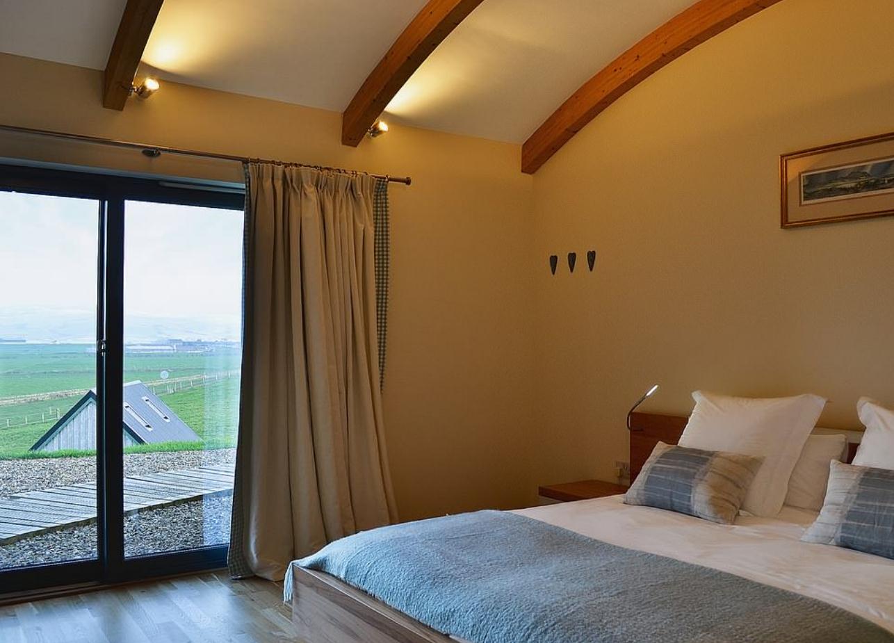 苏格兰霍比特人旅馆,建在地洞里的豪宅