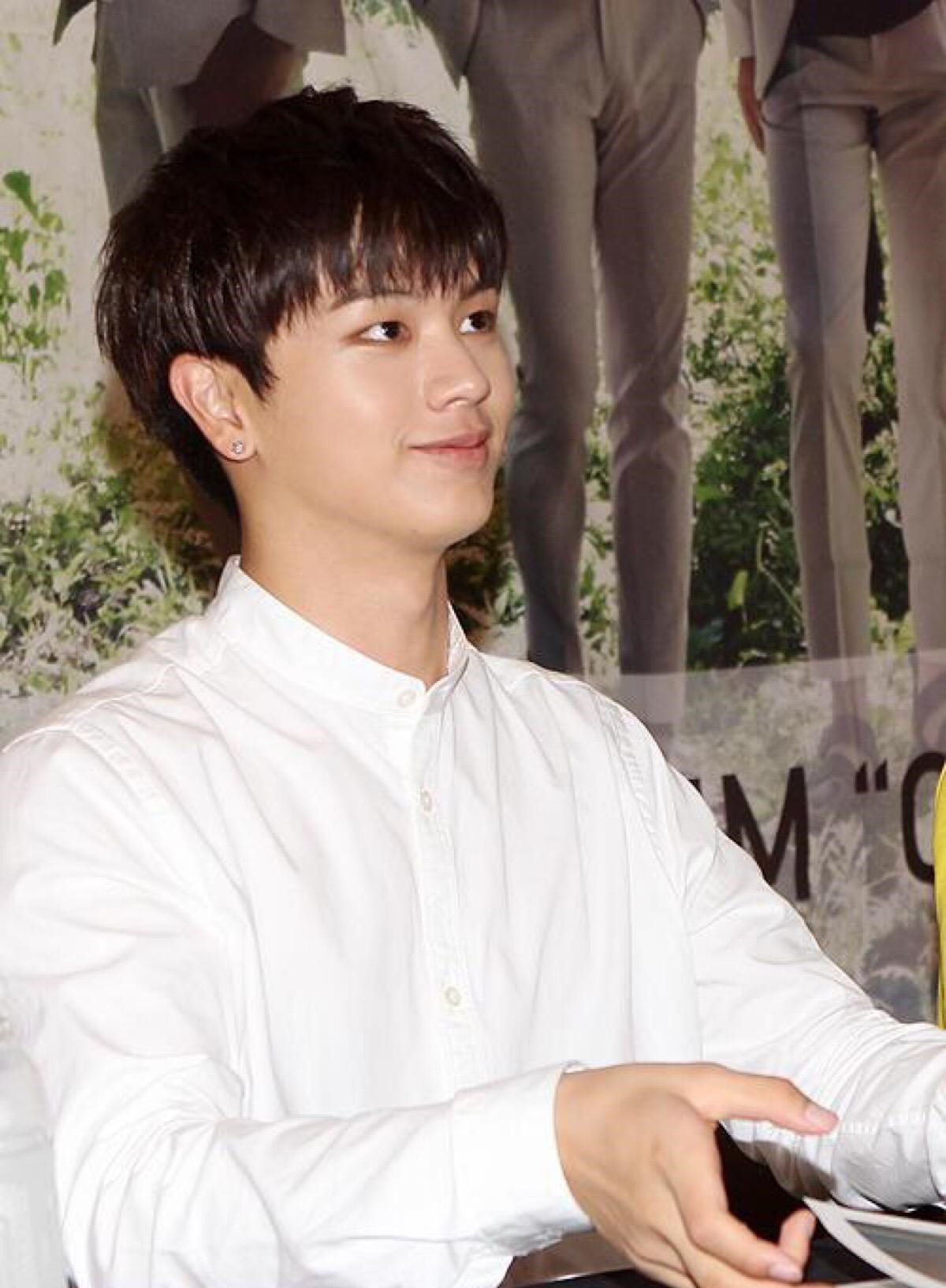 btob陆星材出演新综艺,搞笑卖萌