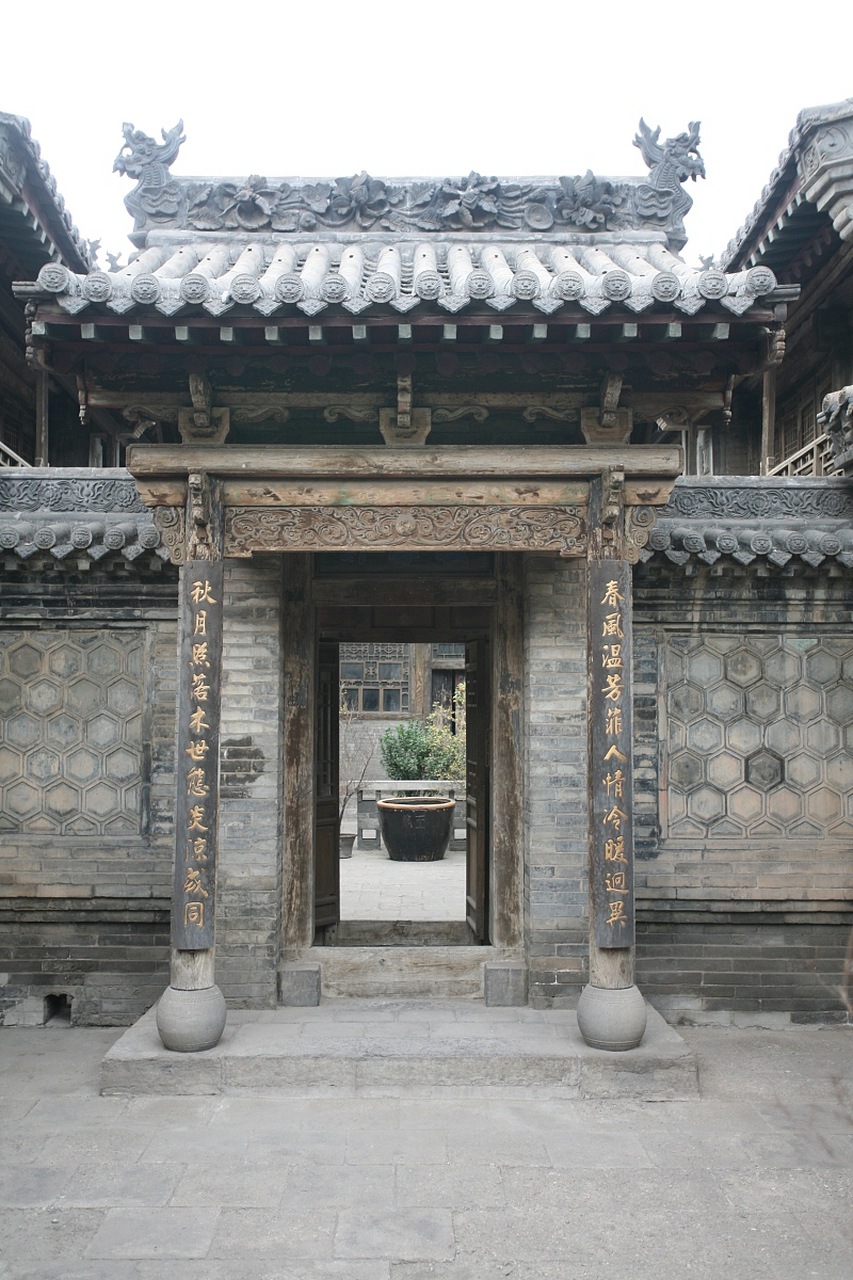 镜头里的春天# 长沙,这座历史悠久的湖南省会城市,承载着丰富的历史