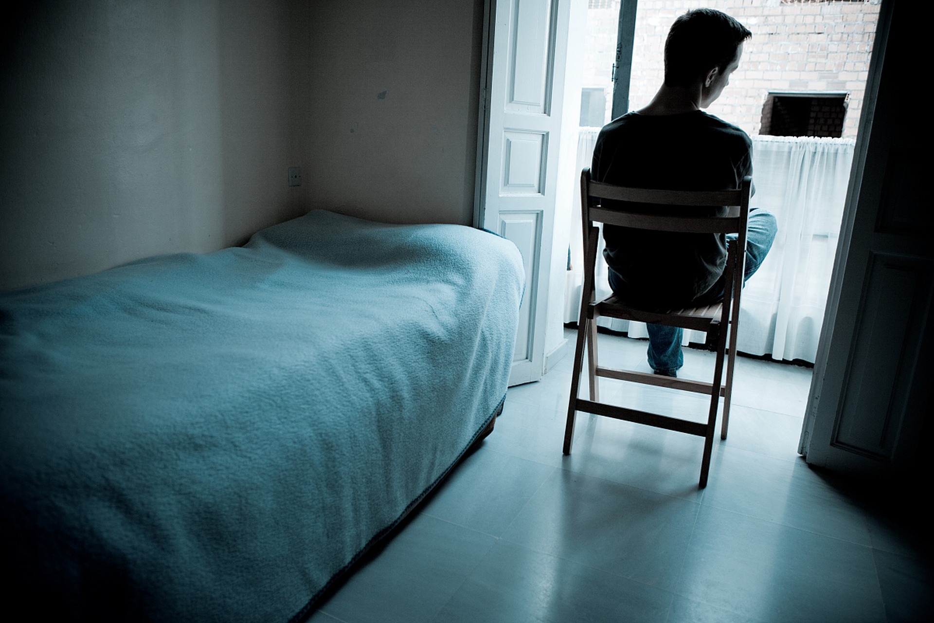 我国空巢青年数量或升至 9200w,为什么越来越多年轻人选择独居?