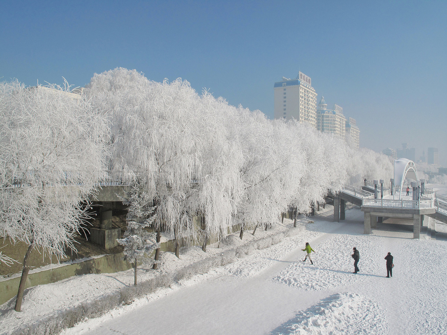 丹东雪景图片图片