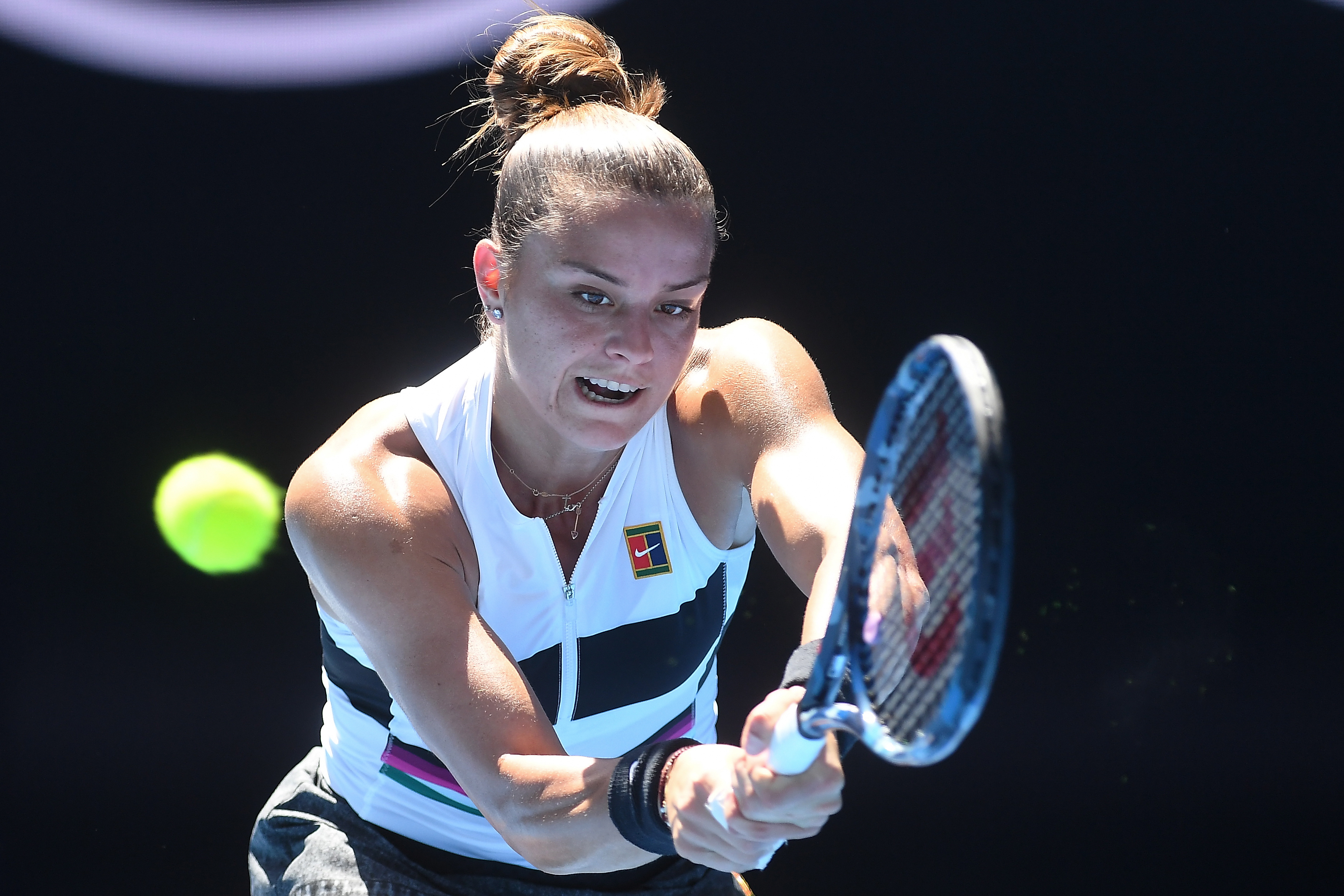 网球——澳网:萨卡里胜奥斯塔片科