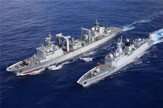 中国054a护卫舰撤侨,4架外军战机突然出现,海军表现让人振奋