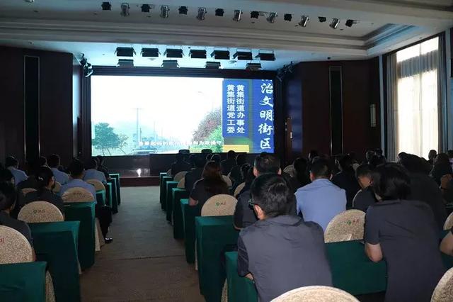 淮安区法院组织干警赴德园开展廉政实景警示教育活动