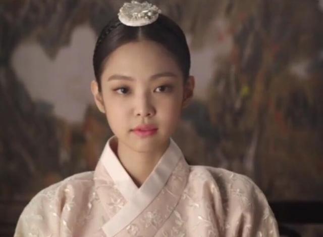 jennie罕有韩服造型曝光,美的像古代公主!网友:是仙女本人了!