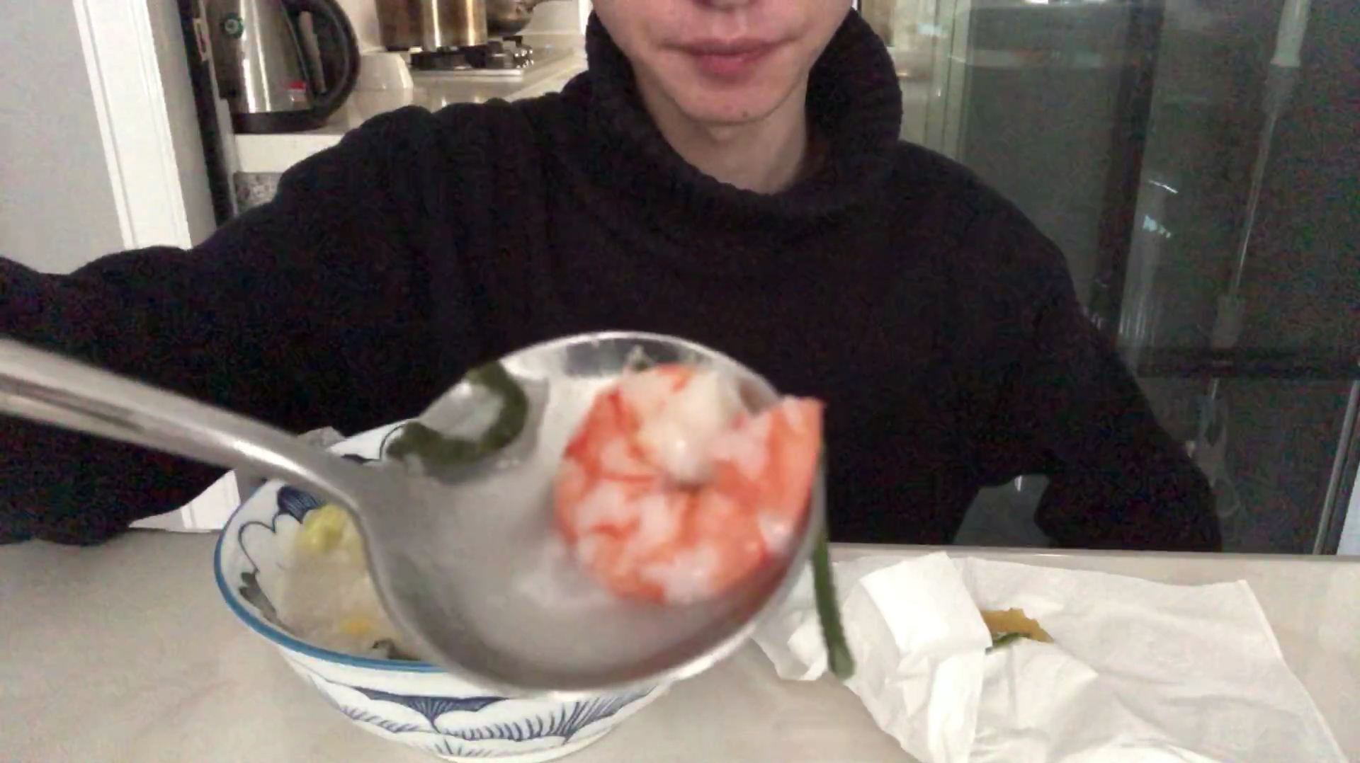 妈妈做的早饭 鲜虾玉米土豆粥 吃了一大碗