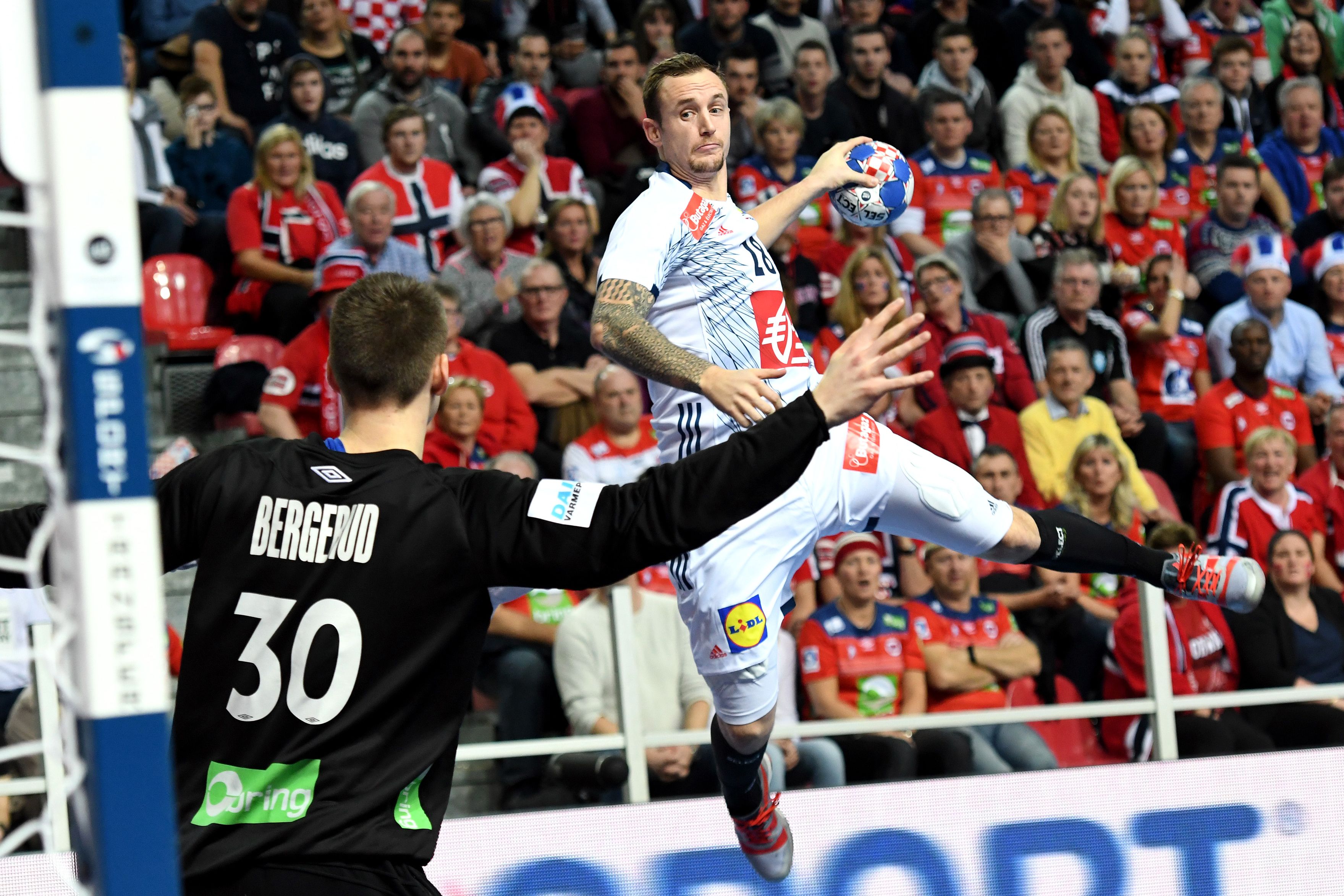 [16](外代二线)手球——欧洲男子手球锦标赛小组赛:法国胜挪威