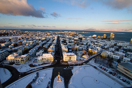 滨海自由城:位于法国尼斯通往意大利的主道上,自由城是法国南部靠海边