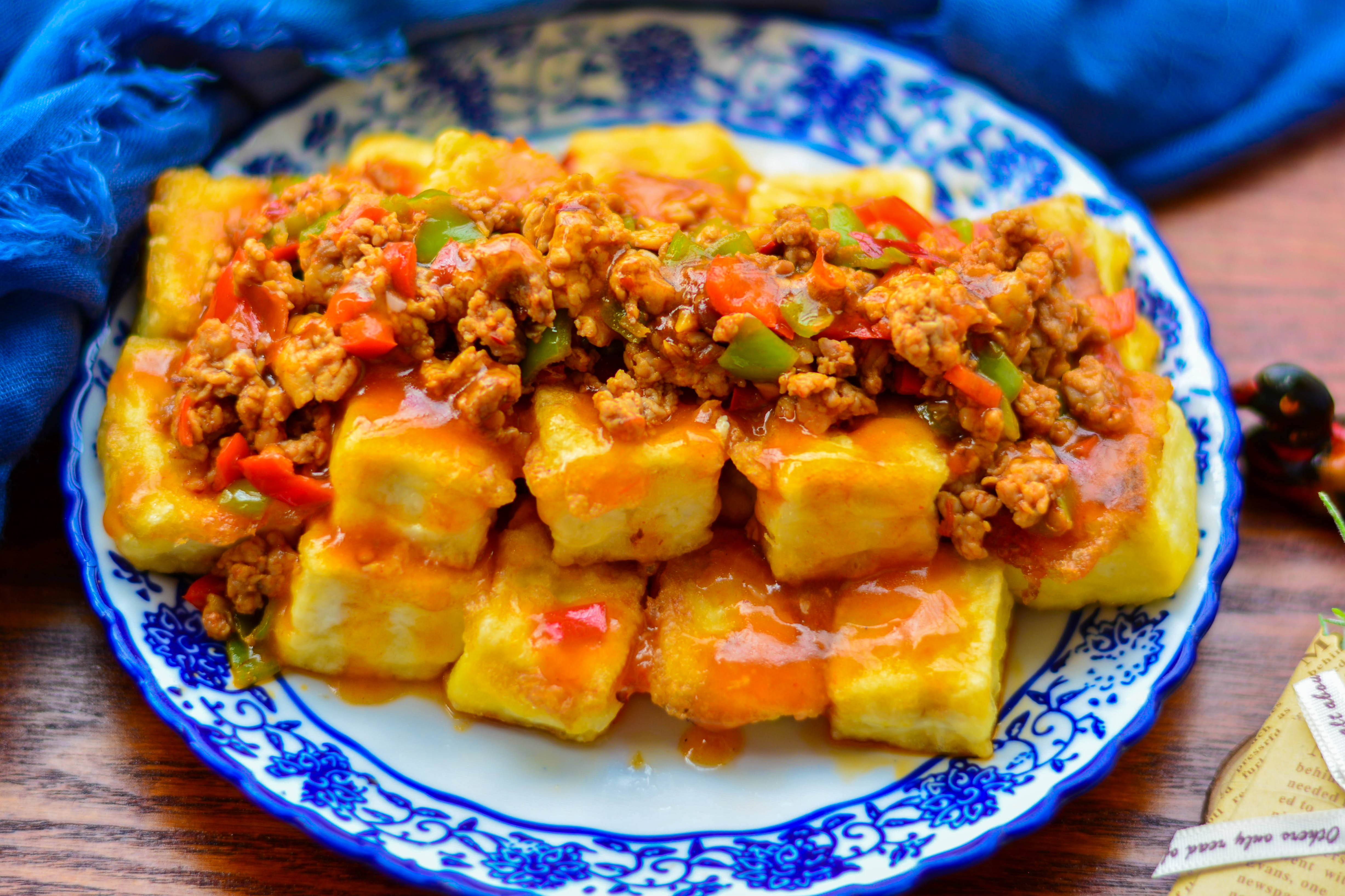 如果给你一碗白饭,有6道菜可以选择,我猜大多数人都会选第1道