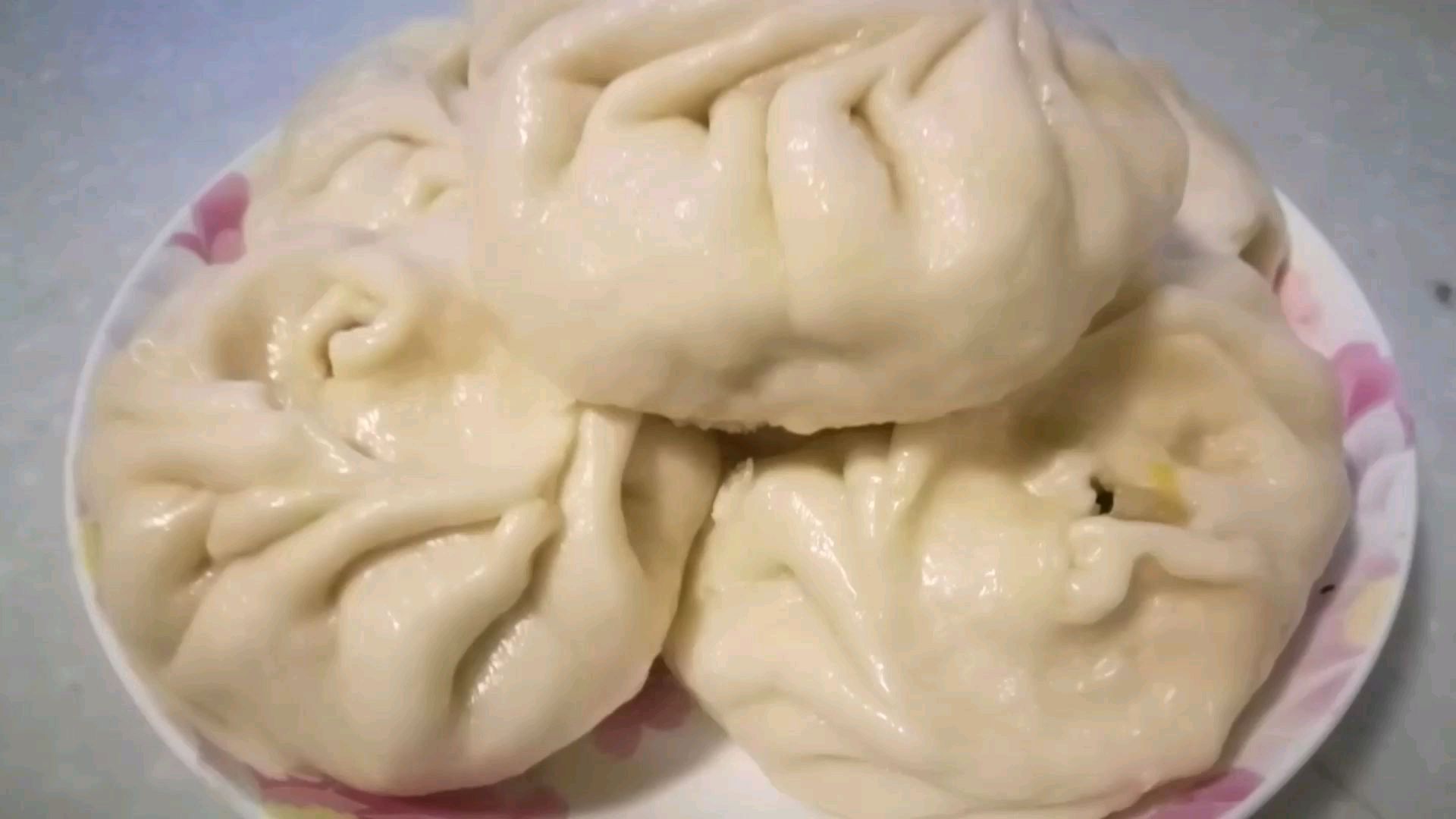 柔滑软嫩素菜包子,柔和浓汁有营养
