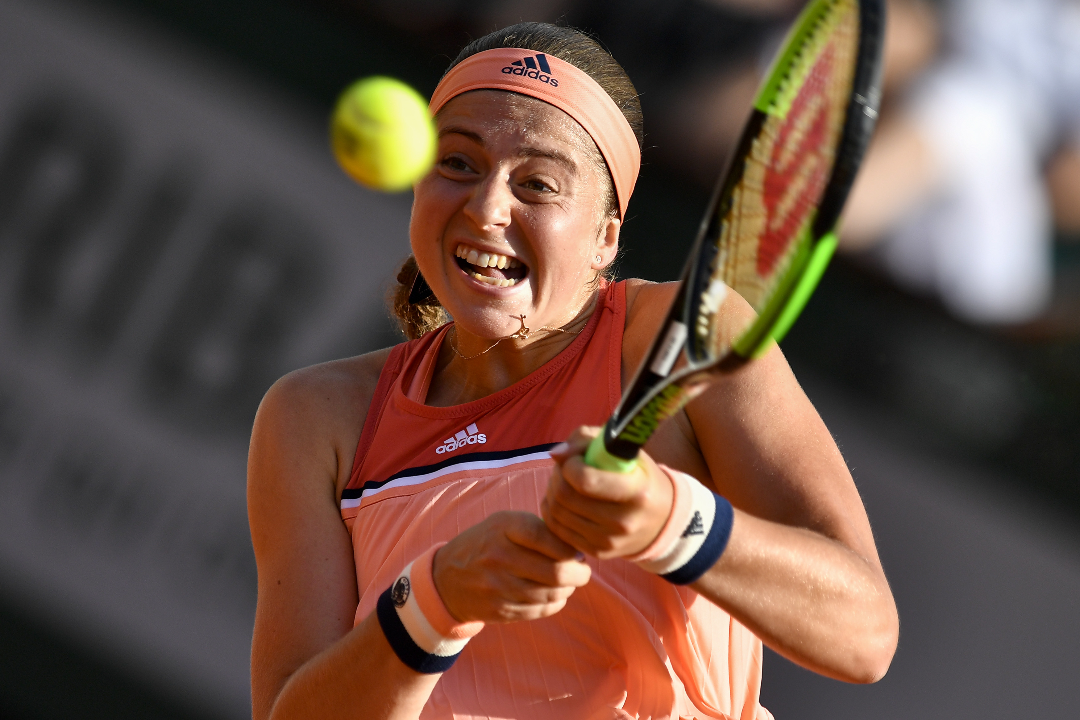 网球——法网:奥斯塔彭科首轮出局(3)