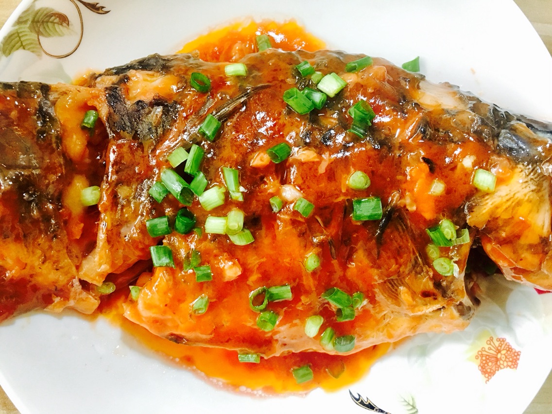 鲫鱼要这样做才好吃,一咬满口的鲜嫩,真是太好吃了