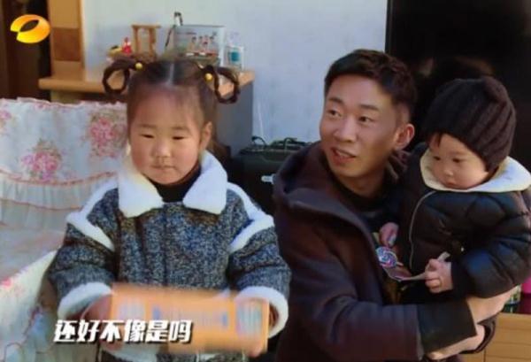 杨迪和外甥女长相如同粘贴复制,遭妹妹嫌弃,网友:基因太强大