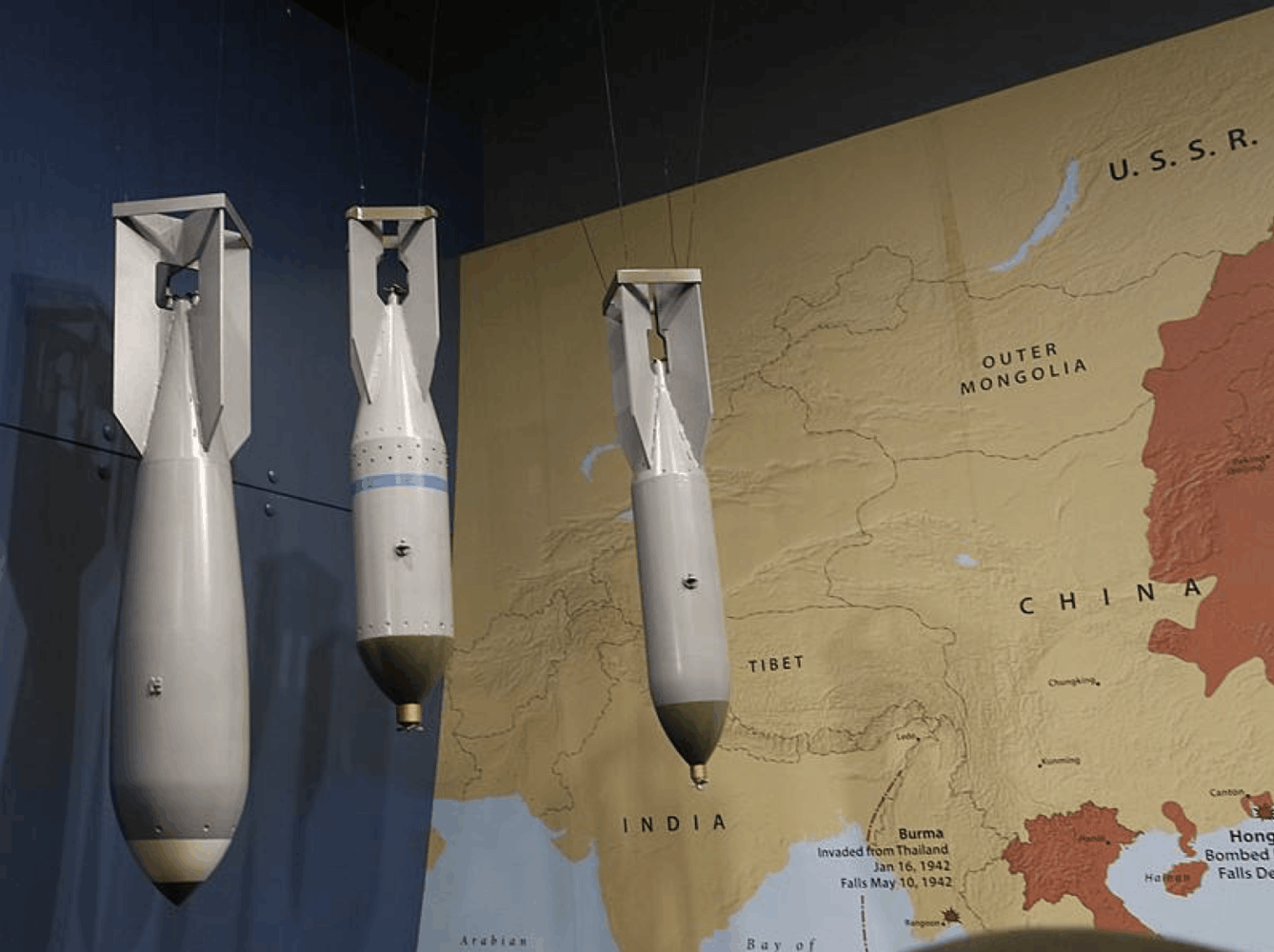 香港工地发现二战美制航空炸弹,弹长1米4,内部仍有250公斤炸药