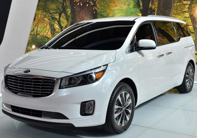 尺寸比gl8大一圈的纯进口mpv,仅26万