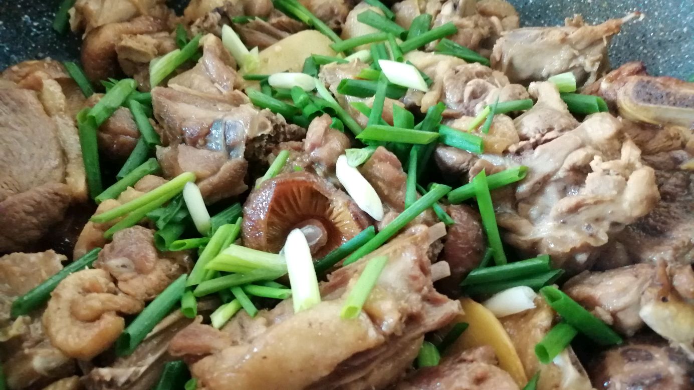 家常炒鸭正确的做法,不腥不燥,鲜香入味,爱吃鸭肉的不要错过哦