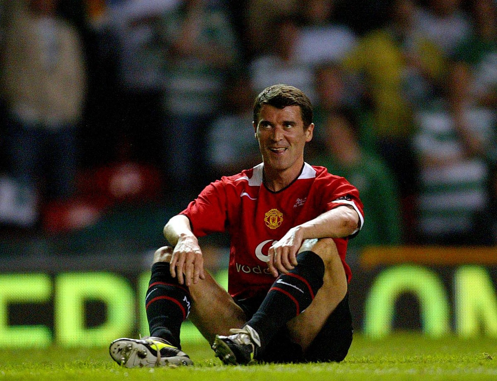 名宿基恩怒喷滕哈赫.