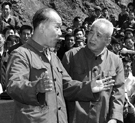 郭全宝葬礼:冯巩等二百多位相声演员到场,群众抹泪送别