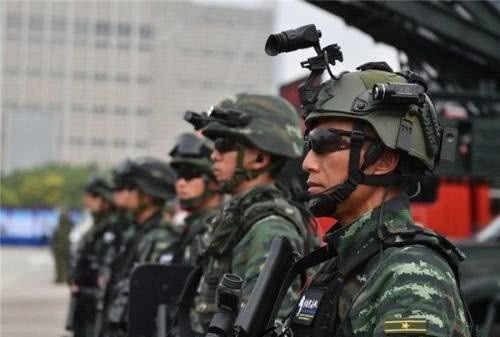 "雪豹"特种部队,十年后公开现身,外军专家直呼:不可能!