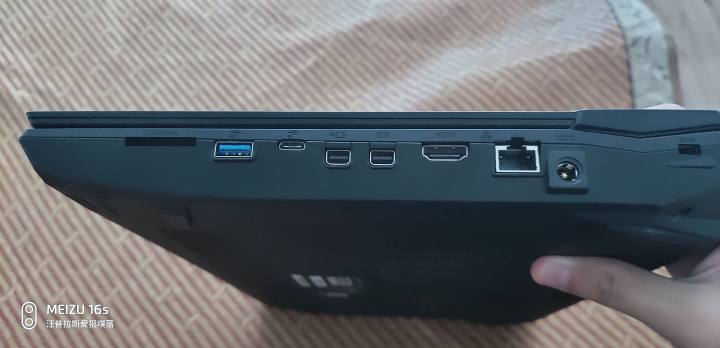 最便宜的1060游戏本神舟zx7开箱评测