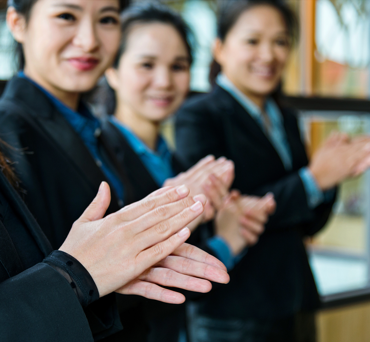 学会鼓掌:为别人鼓掌的人也是在给自己的生命加油