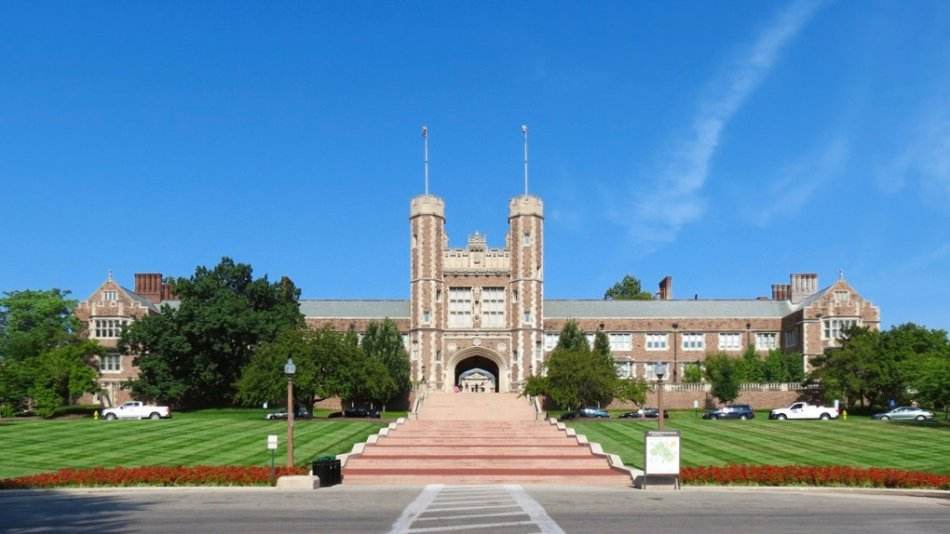华盛顿大学(圣路易斯)