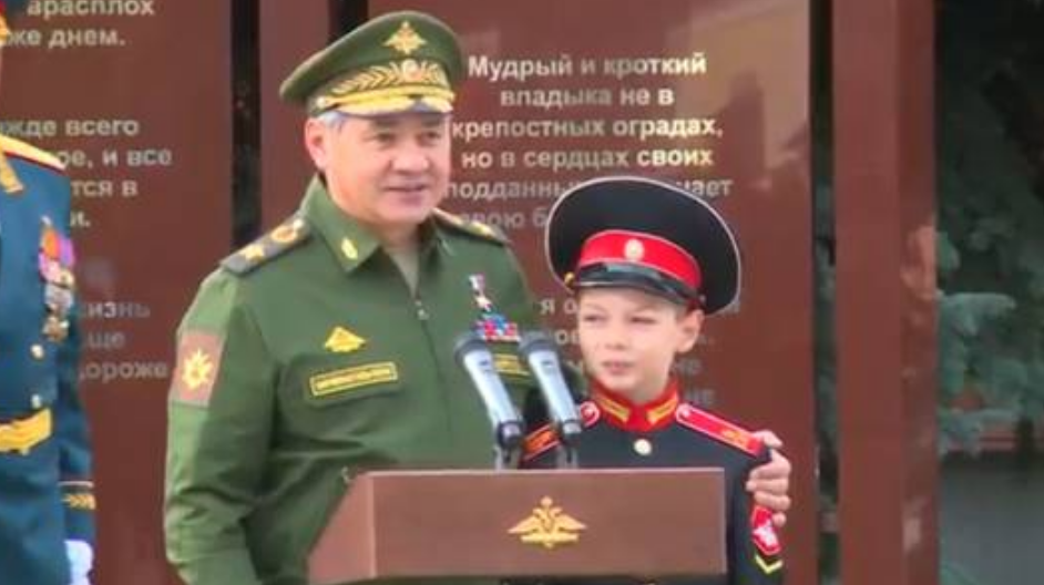 俄罗斯专为少年建立的军校,全军事化管理,网友:我们也该有