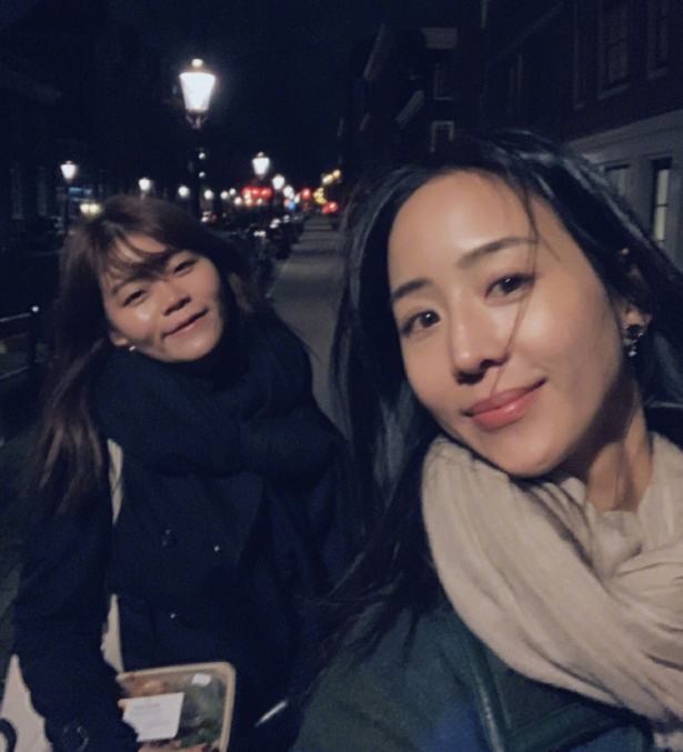张钧甯晒休假美照"喜迎"开工,品尝美食街头漫步很逍遥