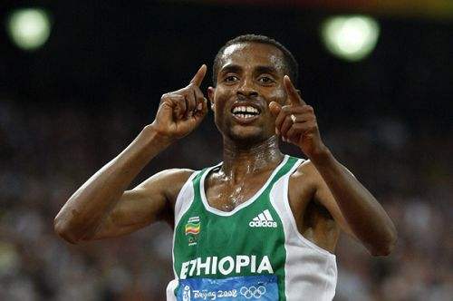 五张图,告诉你长跑皇帝贝克勒的巅峰时刻,每一张都是经典