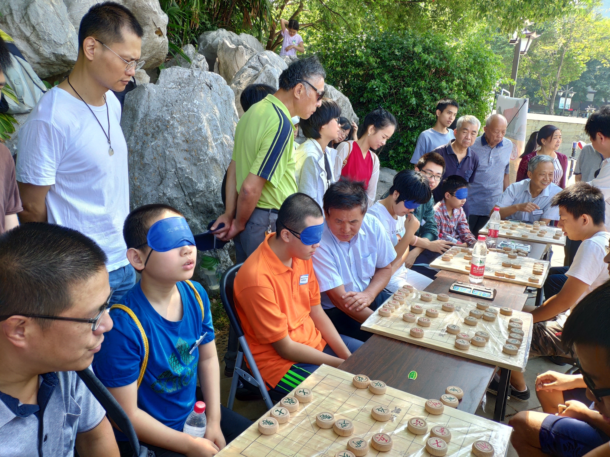 福建省首届交换"视"界少年公益盲棋赛之西湖对决