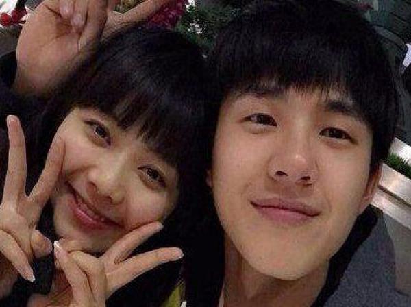 刘昊然绯闻女友,穿校服最无违和感的女星,节目中啃盘子被赞实诚