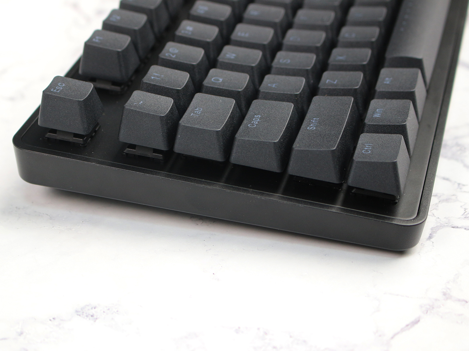 暗夜中的精灵 ikbc r300机械键盘使用体验