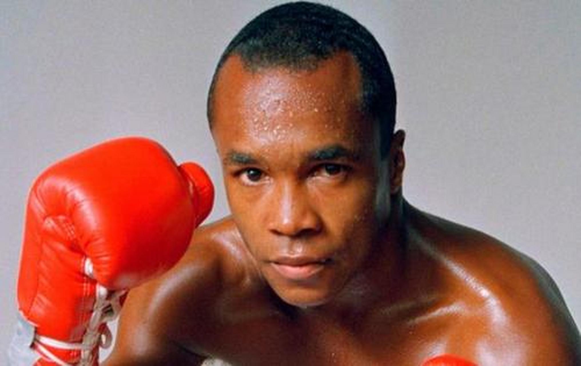 拳手online#舒格·雷·伦纳德:美国前职业拳击手,励志演说家,偶尔会